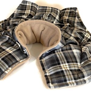 Almohada térmica para hombros y cuello, paquete de calor para microondas, arroz y semillas de lino, lavanda a base de hierbas o sin aroma, a base de hierbas imagen 5