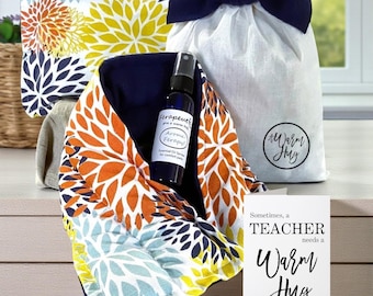 Teacher Appreciation Gift, End of Year Gift for Teacher, Thank You Teacher Gift Box, Give A Warm Hug