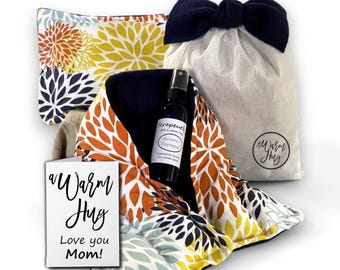 A Warm Hug Mother’s Day Gift Set, Microwavable Heat Pack for Comfort Relaxation, Thoughtful Gift for Mom, Self-Care Wellness Gift