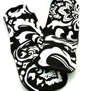 Microwave Foot Warmers, Heated Insoles for Socks Slippers, Heating Pad, black and white image 1