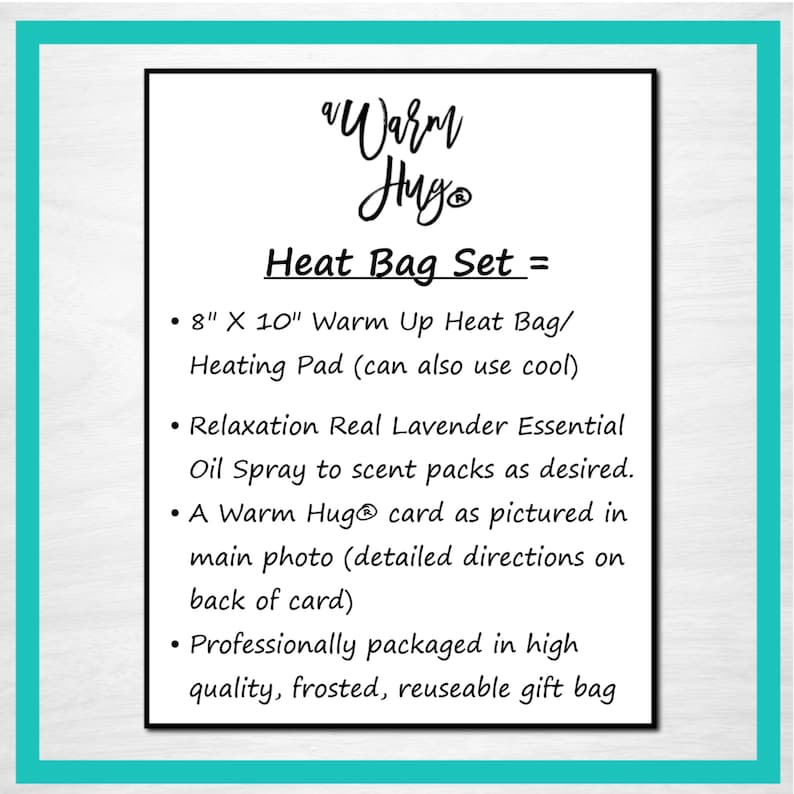K&ouml;nnte beinhalten: Eine wei&szlig;e Karte mit dem Text "Warm Hugo" und "Heat Bag Set =" in Schwarz. Die Karte listet den Inhalt des Sets auf: eine 20,3 cm x 25,4 cm gro&szlig;e W&auml;rmepackung, ein Lavendel-&Ouml;lspray zur Entspannung, eine Warm Hugo Karte und eine wiederverwendbare Geschenkt&uuml;te.