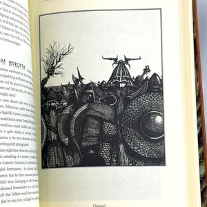 New - An ENCYCLOPEDIA Of TOLKIEN by David Day Deluxe Leather Bound Edition image 6