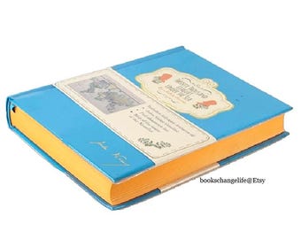 Twenty Thousand Leagues Under The Sea by Jules Verne with Timeline, Character list, Map Illustrated Hardcover edition *Brand New*