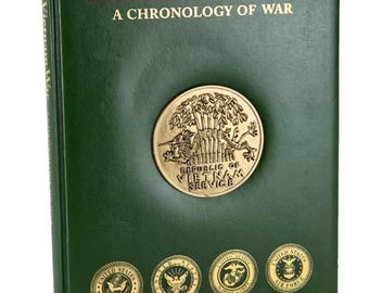 The VIETNAM WAR with padded cover & embossed medallion (14"x10") Leather Bound Deluxe Gift Book RARE