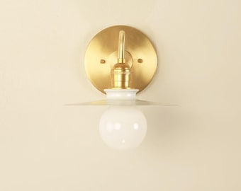 Mässingsväggarmatur - Moderna vägglampetter - Industriell belysning - Metallskärm - Vägglampa i guldvit