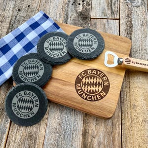 FC Bayern München Championship Gift Set, Cutting Board, Slate Coasters, Wooden Bottle Opener & Bavarian Towel