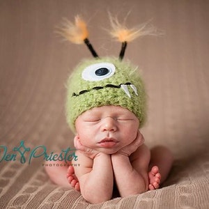 Baby Hat, Green Monster Hat, Newborn Baby Hat, Newborn Photo Prop, Photography Prop, Baby Photo Prop, Little Monster