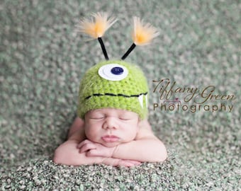 Baby Hat, Green Monster Hat, Newborn Baby Hat, Newborn Photo Prop, Photography Prop, Baby Photo Prop, Little Monster