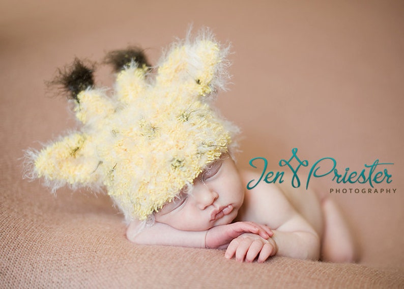 Newborn Baby Hat, Giraffe Baby Hat, Newborn Photo Prop, Knit Newborn Hat, Baby Photo Prop, Animal Hat image 1