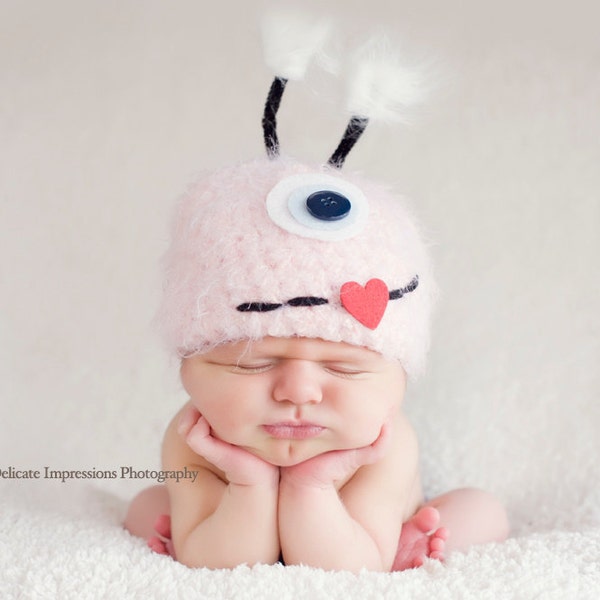 Baby Hat, Monster Hat, Pink Monster Hat, Newborn Baby Hat, Newborn Photo Prop, Photography Prop