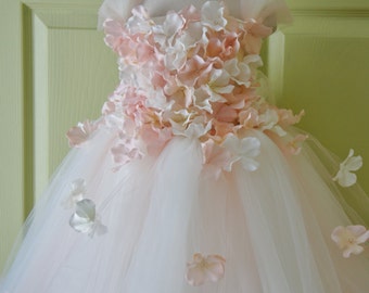 Gorgeous Flower Girl Dress, Photo Prop, Flower Girl Tutu Dress, Blush Pink and Ivory, Flower Top, Tutu Dress, Scascading Flowers