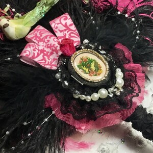 Bridgerton Ball Regencycore Extravagant Black Ostrich and Fuchsia Peacock Feather Fan Bouquet with Lime Green in your choice of colors image 4