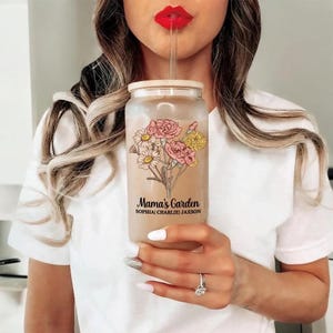Personalized Birth Flower Tumbler, Gifts for Her, Mother&#39;s Day Gift, Bridesmaid Proposal Gift for Bride, Custom Glass Coffee Cup