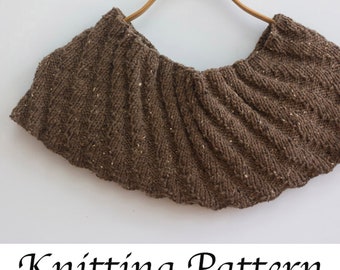 Easy Spiral Cowl Knitting Pattern, Infinity Scarf Knitting Pattern for Worsted Weight Yarn