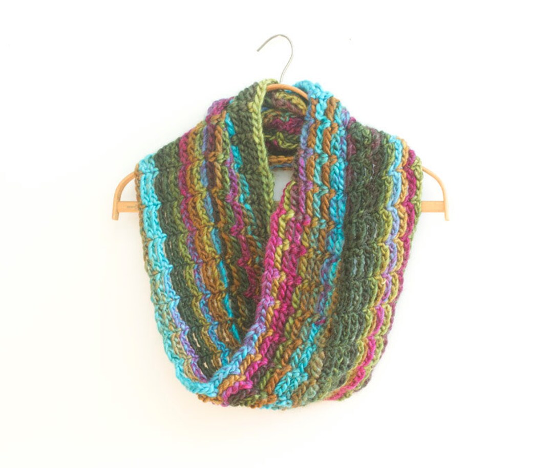Easy Chunky Infinity Scarf Crochet Pattern, Bulky Yarn - Etsy