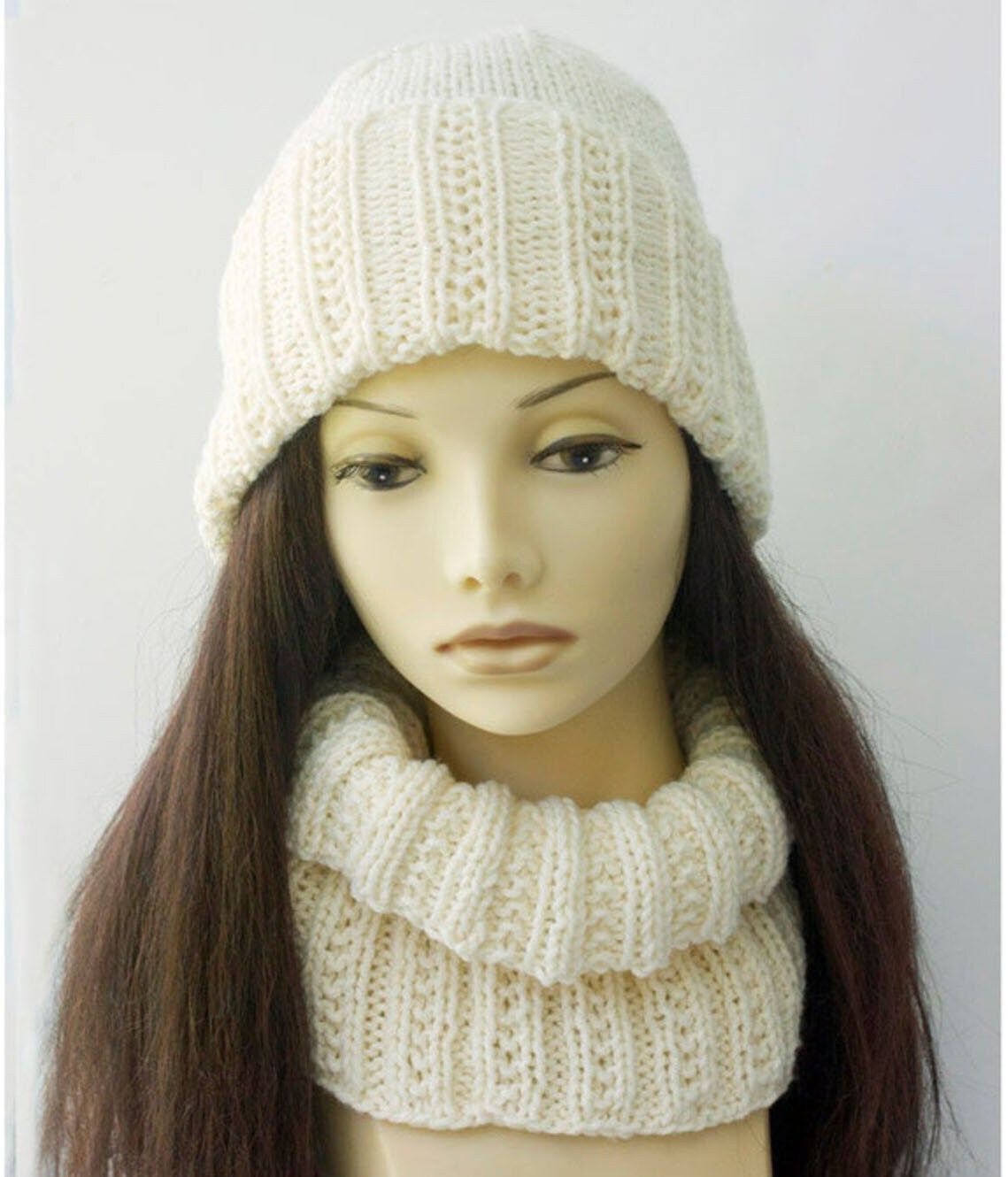 Hand Knit Hat and Cowl Set, Custom Winter Accesories - Etsy display picture 1