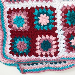 Flower Baby Blanket Crochet Pattern, Girl Baby Shower Gift, Granny Square Blanket Pattern