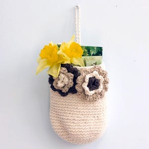 Easy Crochet Pattern for Hanging Storage Basket, Cotton Bag with Flowers