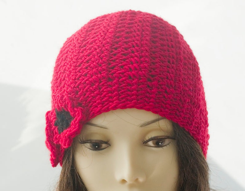 Red Poppy Flower Hat, Crochet Cloche Winter Hat, Women's Hat image 3