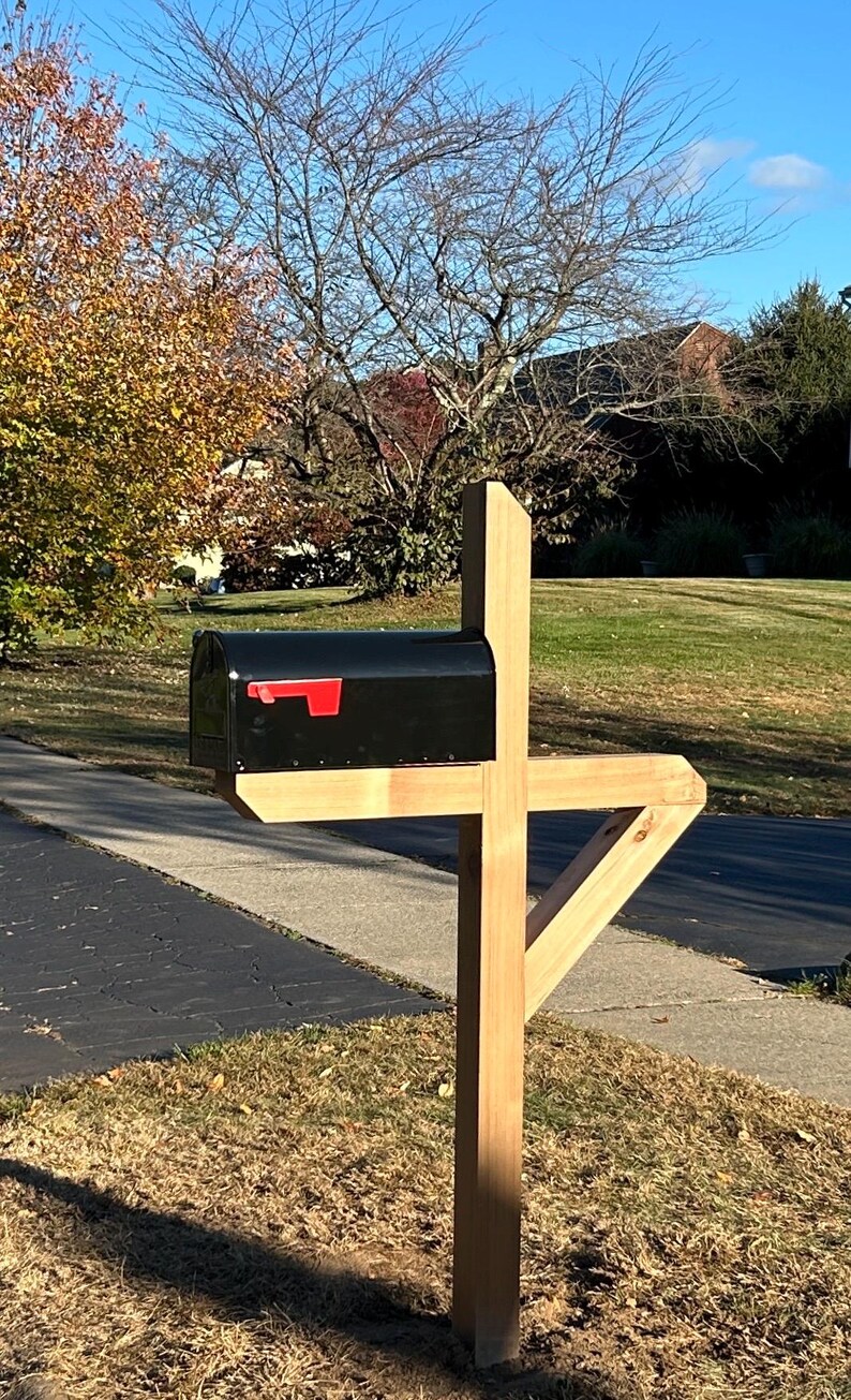 Country Mailbox Post Western Red Cedar High Quality Design W/ Precision