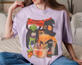 Retro Disney Kermit the Frog And Miss Piggy Happy Halloween T-shirt, The Muppets Show Halloween Party Tee, WDW Disneyland Family Trip Shirt