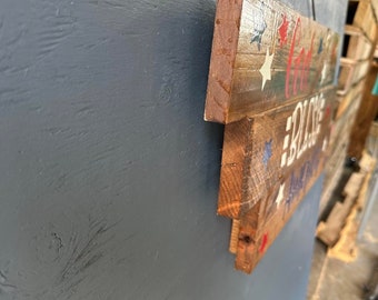 Decoración de pared de madera “Dios bendiga a América”