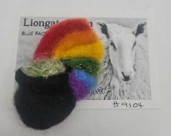 Needle Felted Pot of Gold Pin, Saint Patrick's Day Brooch