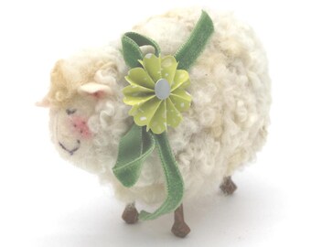 Needle Felted White Sheep – Handcrafted Farm Fiber Art 9799