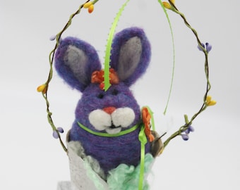 Needle Felted Chick or Bunny/ Farmhouse, Tiered tray/ Spring Décor #7098