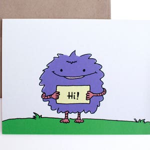 Flauschige lila Monsterkarte – Hallo