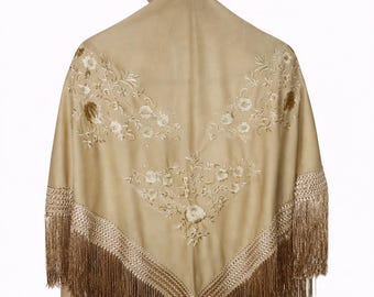 Châle En Soie Brodé Main Couleur Os Clair - Espagne XIXème Siècle - Vintage
