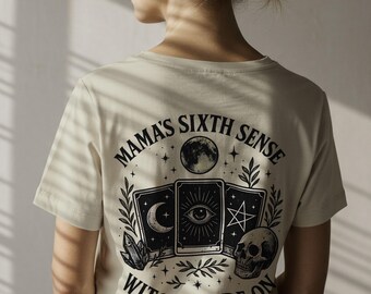Mama's Sixth Sense Witch Mom-shirt, tarotkaartontwerp