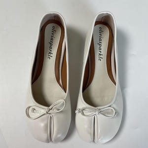 Leather White Tabi Ballet Flats with Bow | Vintage Split Toe Tabi Shoe  | Retro Tabi flats | Split Toe Shoes | Vintage Marry Jane shoes