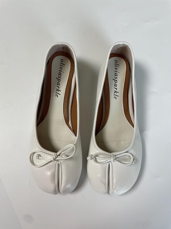 Handmade White Leather Tabi Shoes | Vintage Ballet Flats | Mary Janes