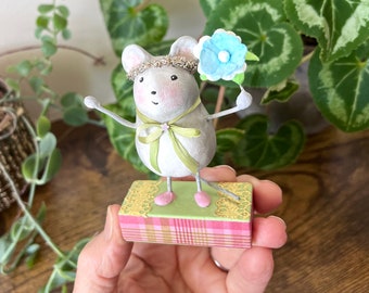 Mouse collectable, Okubo Originals Spring Collection, Party mouse, Paper mache art, Handmade gift, Gift for mom, Gift for spring, Mouse gift