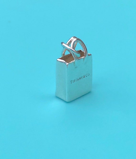 tiffany shopping bag charm