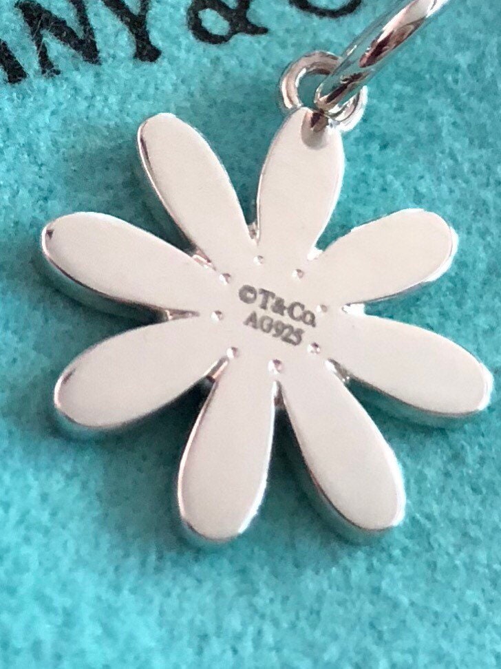 ティファニー ピンク エナメル デイジー フラワー チャーム 激レア Vintage Tiffany & Co Pink Enamel Sterling Silver Daisy