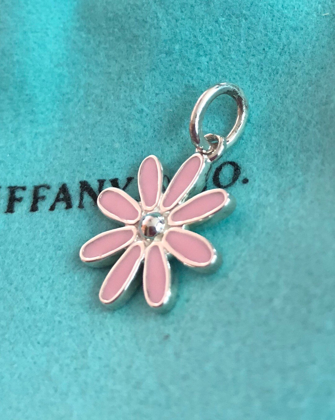 ティファニー ピンク エナメル デイジー フラワー チャーム 激レア Vintage Tiffany & Co Pink Enamel Sterling Silver Daisy