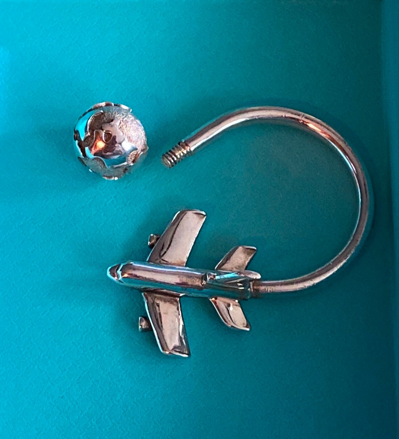 Globe Travel Airplane Keyring 