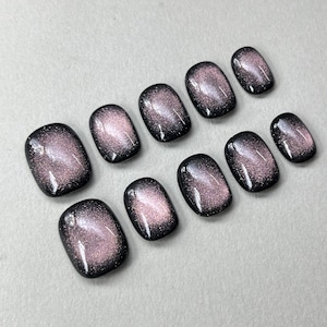 Luksusowe czarne rubinowe paznokcie żelowe w kształcie kocich oczu | Paznokcie nakładane | Sztuka zdobienia paznokci | Sztuczne Paznokcie | Gwoździe wielorazowe | Paznokcie robione ręcznie | Krótkie, okrągłe paznokcie