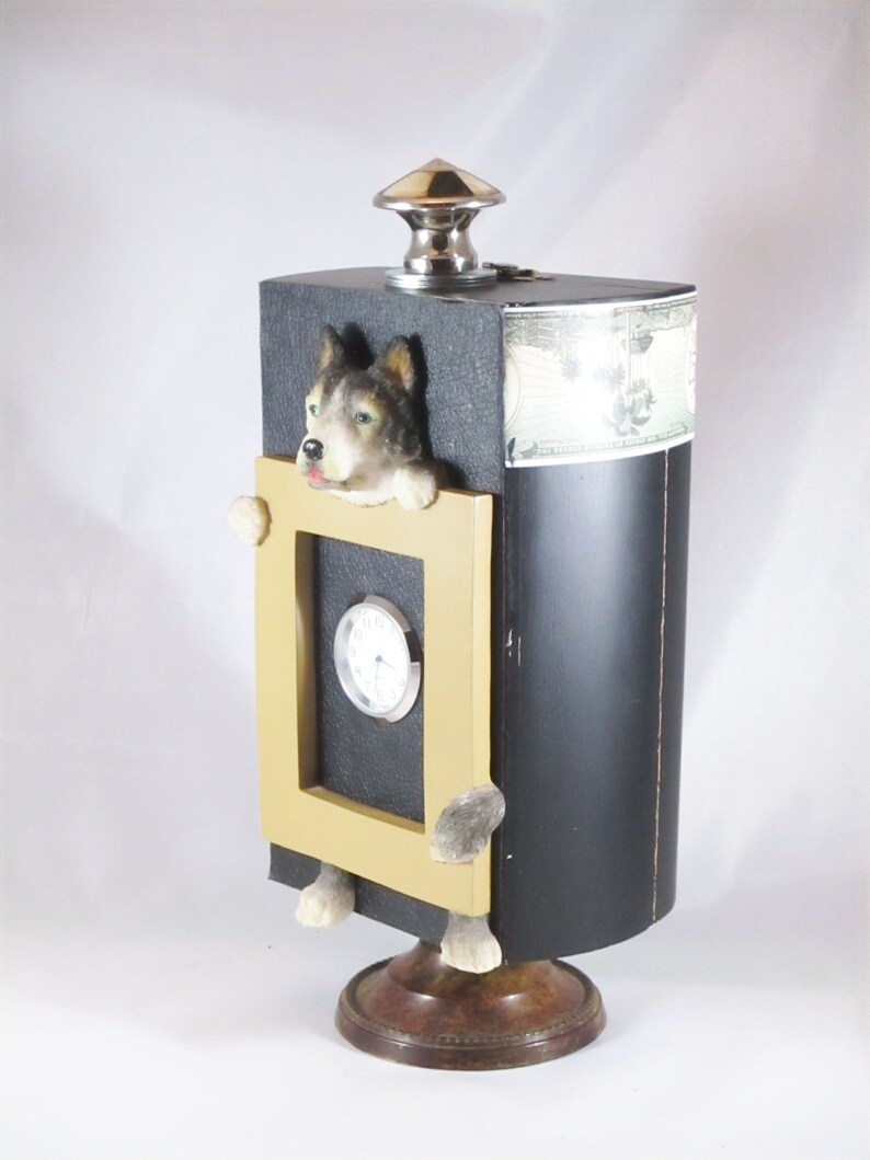 Dog Cigar Box Clock