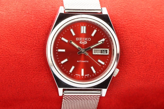 Vintage Refurbished Seiko 5 Automatic Japan Day Date Red Dial