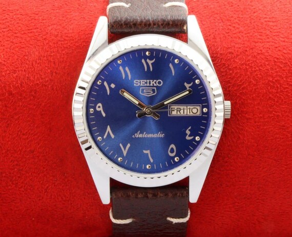 Seiko5 セイコー 自動巻き アラビア語/英語 デイデイト 【現状品】 希少 SEIKO 5 自動巻 海外モデル 黒文字盤 デイデイト アラビア曜日