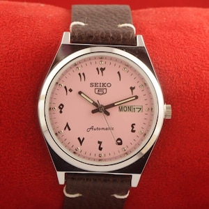 Vintage Refurbished Seiko 5 automatic japan day date pink Arabic dial working wrist watch