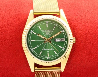 Seiko5 セイコー 自動巻き アラビア語/英語 デイデイト 【現状品】 ヴィンテージ セイコー 5 自動巻き 日本製 デイデイト シルバー