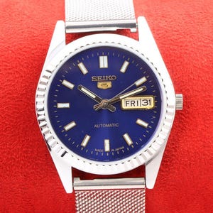 Vintage Refurbished Seiko 5 automatic japan day date blue dial working wrist watch 35mm