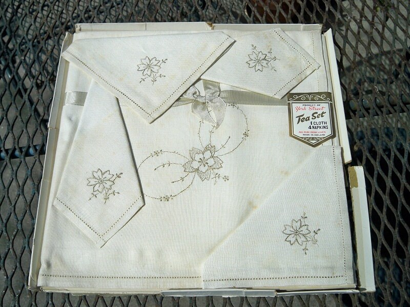 Vintage Irish Linen Embroidered Floral Tablecloth Napkins Set Etsy
