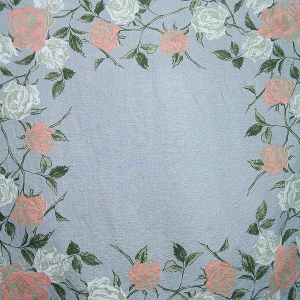 Vintage 1950s Apricot and White Roses Tablecloth