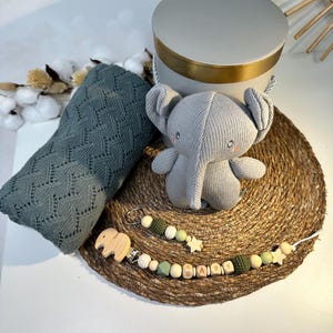 Baby Geschenkset Elefant, Babygeschenkbox mit Kuscheltier und Decke