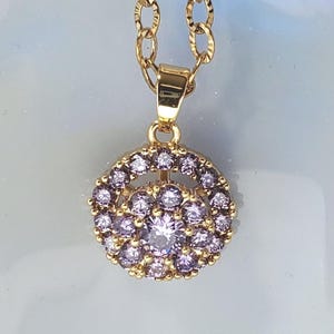 Cubic zirconia flower necklace fidget daisy flower anxiety pendant necklace spinning tiny flower gold violet